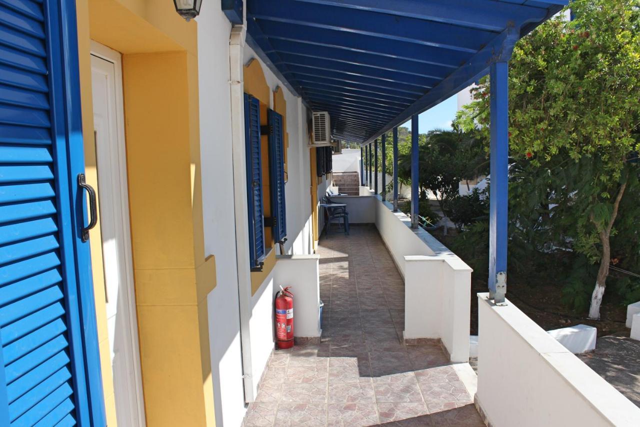 Theofilos Appartements Livadi  Bagian luar foto