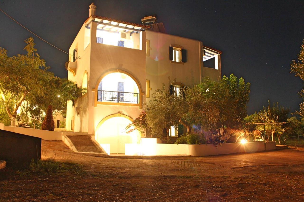 Theofilos Appartements Livadi  Bagian luar foto