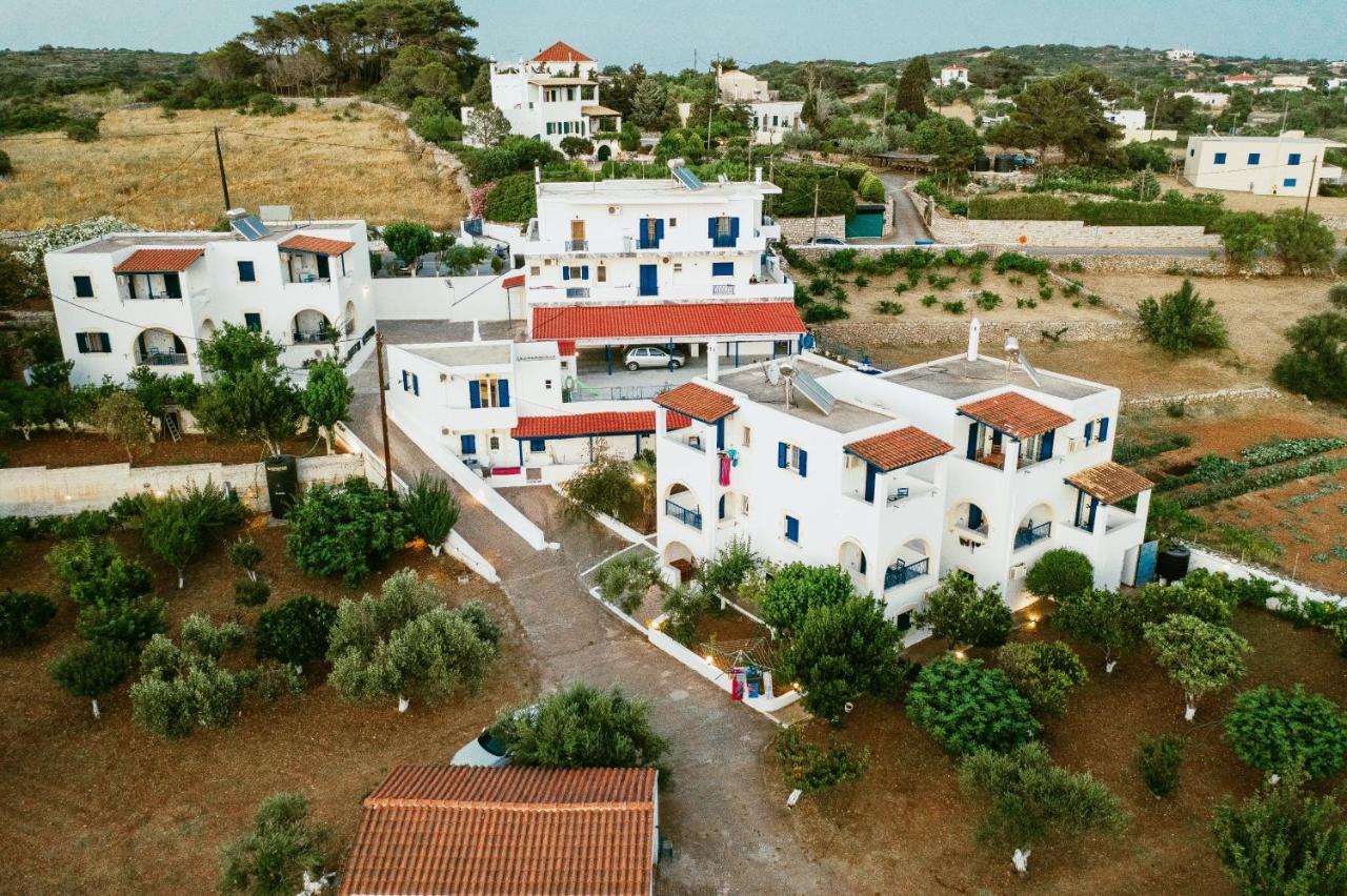 Theofilos Appartements Livadi  Bagian luar foto