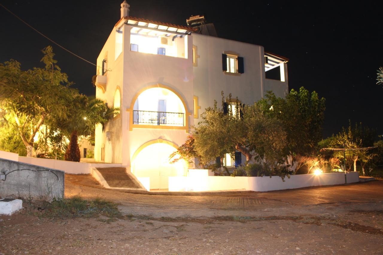 Theofilos Appartements Livadi  Bagian luar foto
